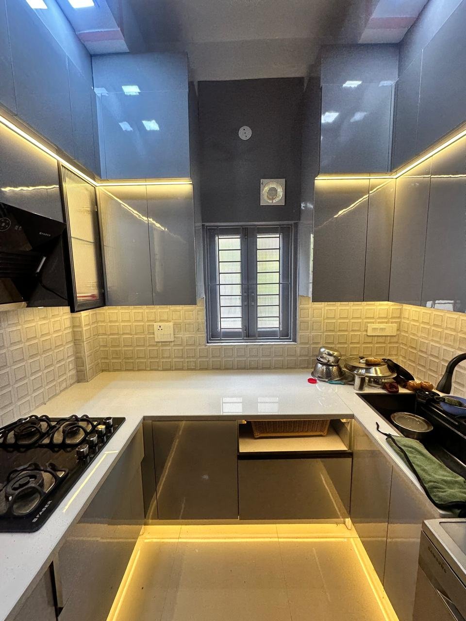 Modular Kitchen